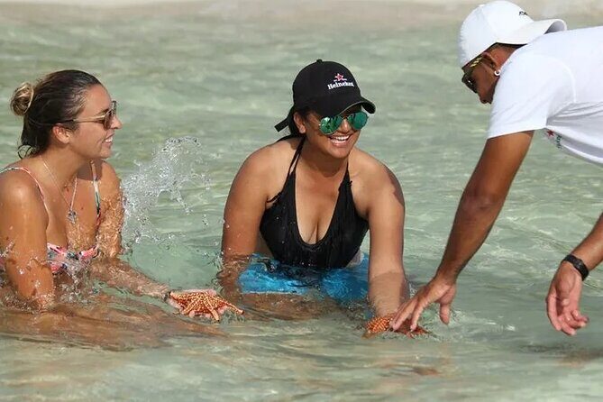 Cayman Island Eastern Districts Highlights - Guides and the day’s pace: Charm and Robert make it work