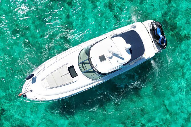 Half Day Private Tour with Jet Ski Experience in Cayman Island - Stingray sandbar with your own boat advantage