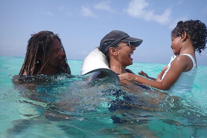Private Tour to Stingray City & Snorkeling at Coral Gardens - Coral Gardens snorkeling: a reef you can actually enjoy