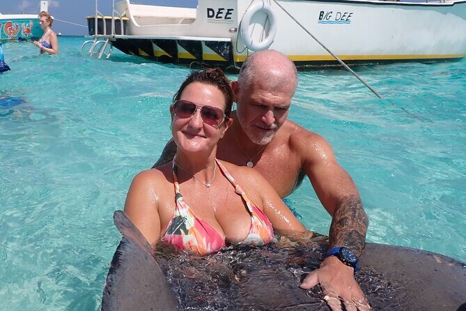 Stingray City Sandbar, Coral Gardens Snorkeling & Star Fish Point - Boat Ride Comfort and Sea Conditions: Pack for Reality